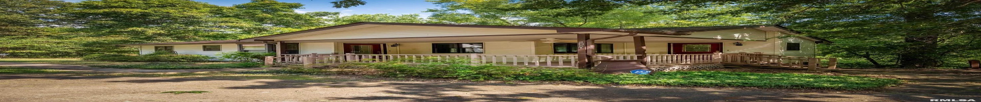 Residential For Sale 2084 MALLARD Lane, Carbondale, Illinois 62901, 4 Bedrooms Bedrooms, 0 ,2 BathroomsBathrooms,Residential,For Sale,MALLARD,0,RMAEB459763