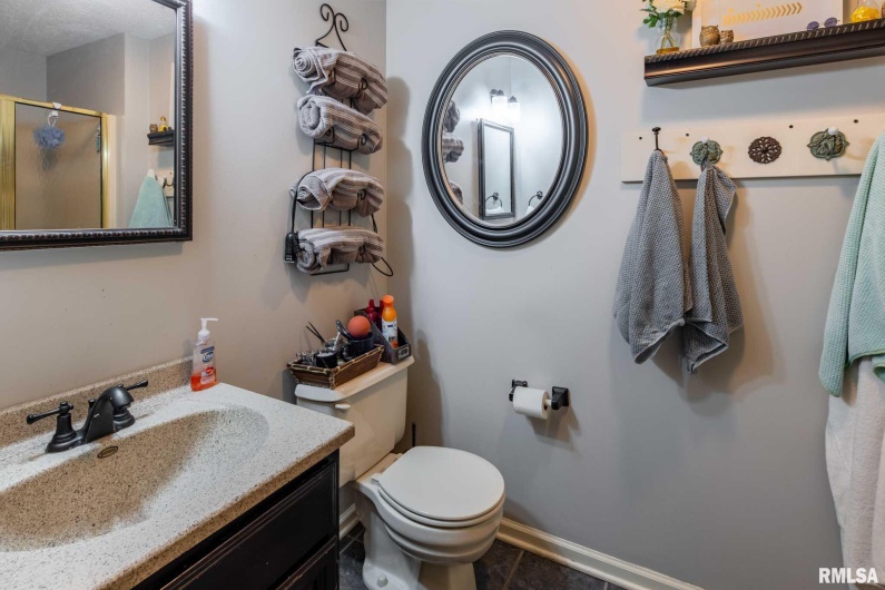 1600 LISA Lane, Marion, Illinois 62959, 4 Bedrooms Bedrooms, 0 ,3 BathroomsBathrooms,Residential,For Sale,LISA,0,RMAQC4267451