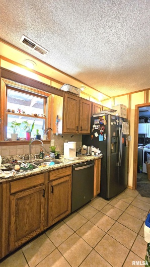 767 IL Route 1 N Highway, Elizabethtown, Illinois 62931, 3 Bedrooms Bedrooms, 0 ,2 BathroomsBathrooms,Residential,For Sale,IL Route 1 N,0,RMAEB459765