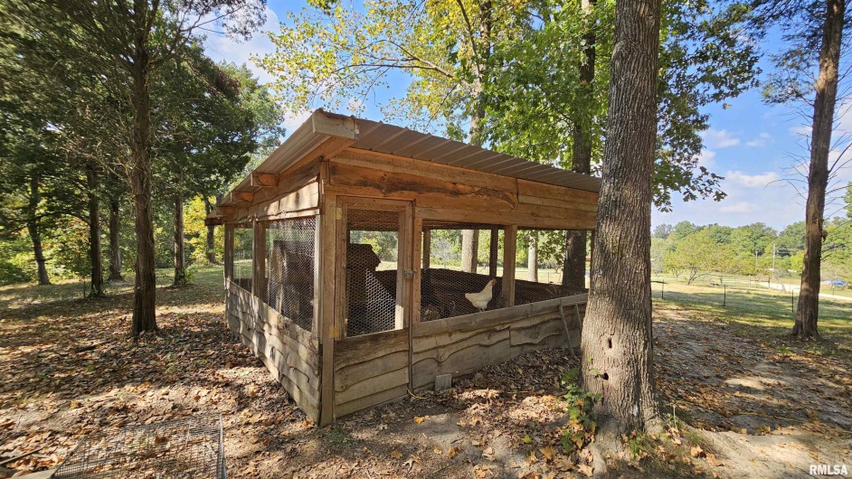 767 IL Route 1 N Highway, Elizabethtown, Illinois 62931, 3 Bedrooms Bedrooms, 0 ,2 BathroomsBathrooms,Residential,For Sale,IL Route 1 N,0,RMAEB459765
