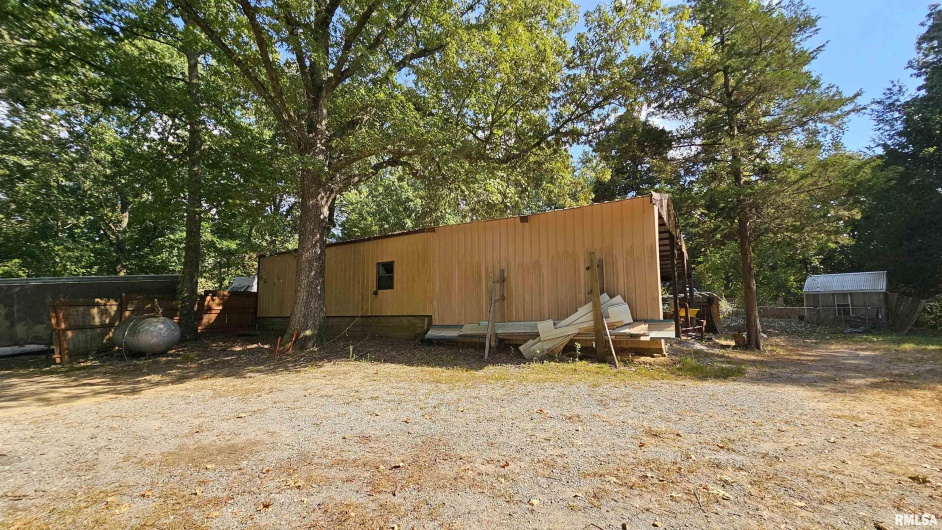 767 IL Route 1 N Highway, Elizabethtown, Illinois 62931, 3 Bedrooms Bedrooms, 0 ,2 BathroomsBathrooms,Residential,For Sale,IL Route 1 N,0,RMAEB459765