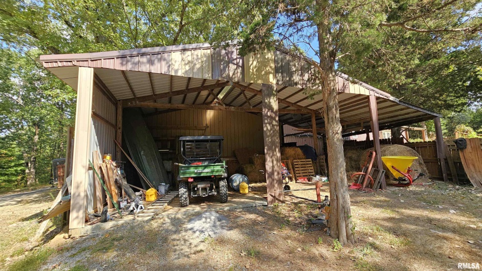 767 IL Route 1 N Highway, Elizabethtown, Illinois 62931, 3 Bedrooms Bedrooms, 0 ,2 BathroomsBathrooms,Residential,For Sale,IL Route 1 N,0,RMAEB459765