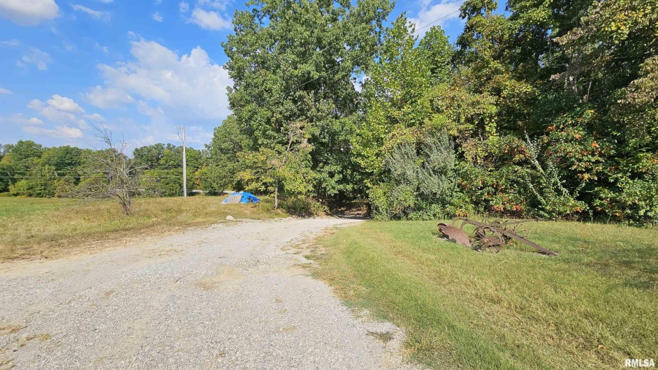 767 IL Route 1 N Highway, Elizabethtown, Illinois 62931, 3 Bedrooms Bedrooms, 0 ,2 BathroomsBathrooms,Residential,For Sale,IL Route 1 N,0,RMAEB459765