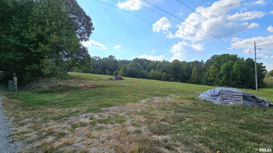 767 IL Route 1 N Highway, Elizabethtown, Illinois 62931, 3 Bedrooms Bedrooms, 0 ,2 BathroomsBathrooms,Residential,For Sale,IL Route 1 N,0,RMAEB459765