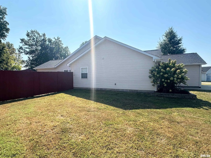 1208 Gerlock Court, Carterville, Illinois 62918, 3 Bedrooms Bedrooms, 0 ,2 BathroomsBathrooms,Residential,For Sale,Gerlock,0,RMAEB459767
