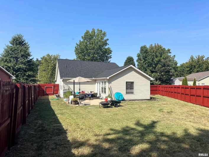 1208 Gerlock Court, Carterville, Illinois 62918, 3 Bedrooms Bedrooms, 0 ,2 BathroomsBathrooms,Residential,For Sale,Gerlock,0,RMAEB459767