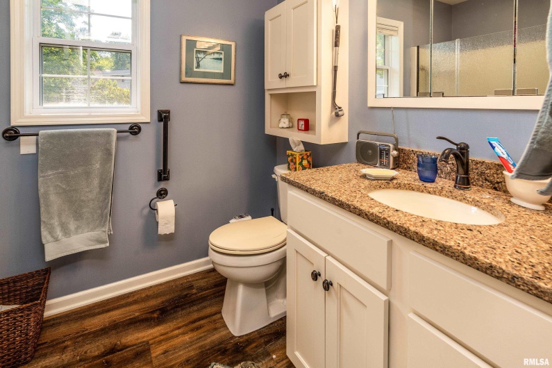 501 LEXINGTON Court, Carbondale, Illinois 62901, 2 Bedrooms Bedrooms, 0 ,2 BathroomsBathrooms,Residential,For Sale,LEXINGTON,0,RMAEB459770