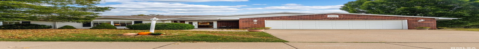 Residential For Sale 501 LEXINGTON Court, Carbondale, Illinois 62901, 2 Bedrooms Bedrooms, 0 ,2 BathroomsBathrooms,Residential,For Sale,LEXINGTON,0,RMAEB459770