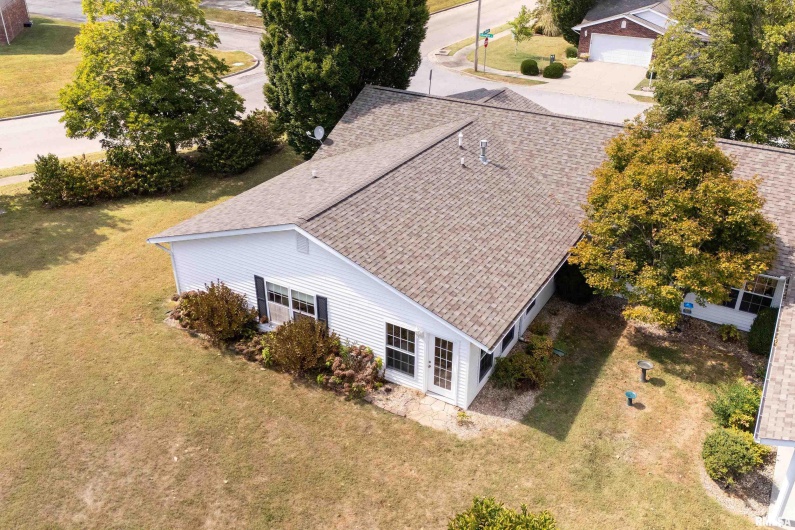 501 LEXINGTON Court, Carbondale, Illinois 62901, 2 Bedrooms Bedrooms, 0 ,2 BathroomsBathrooms,Residential,For Sale,LEXINGTON,0,RMAEB459770