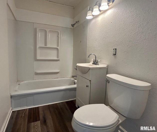 507 DAVIS Street, Carbondale, Illinois 62901, 2 Bedrooms Bedrooms, 0 ,1 BathroomBathrooms,Residential,For Sale,DAVIS,0,RMAEB459771