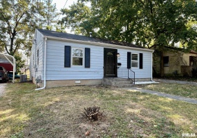 507 DAVIS Street, Carbondale, Illinois 62901, 2 Bedrooms Bedrooms, 0 ,1 BathroomBathrooms,Residential,For Sale,DAVIS,0,RMAEB459771