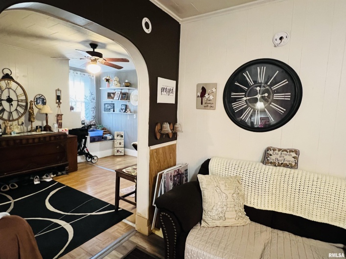 720 MILL Street, Carrier Mills, Illinois 62917, 1 Bedroom Bedrooms, 0 ,1 BathroomBathrooms,Residential,For Sale,MILL,0,RMAEB459773