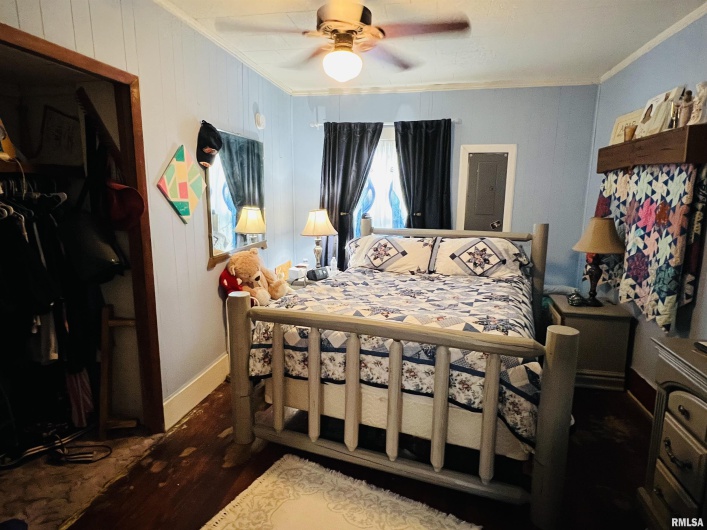 720 MILL Street, Carrier Mills, Illinois 62917, 1 Bedroom Bedrooms, 0 ,1 BathroomBathrooms,Residential,For Sale,MILL,0,RMAEB459773