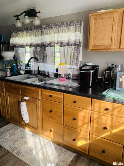 720 MILL Street, Carrier Mills, Illinois 62917, 1 Bedroom Bedrooms, 0 ,1 BathroomBathrooms,Residential,For Sale,MILL,0,RMAEB459773