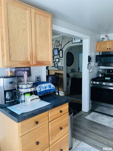 720 MILL Street, Carrier Mills, Illinois 62917, 1 Bedroom Bedrooms, 0 ,1 BathroomBathrooms,Residential,For Sale,MILL,0,RMAEB459773