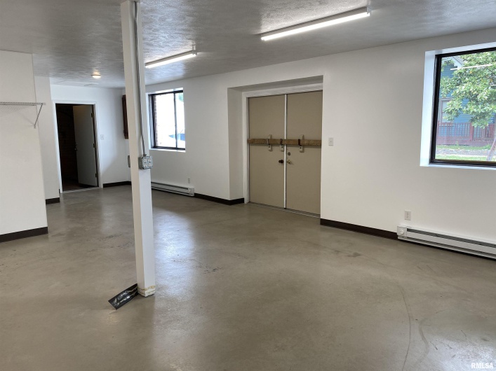 101 16TH Street, Murphysboro, Illinois 62966, 0 , 0 ,0,Commercial Sale,For Sale,16TH,0,RMAEB459775