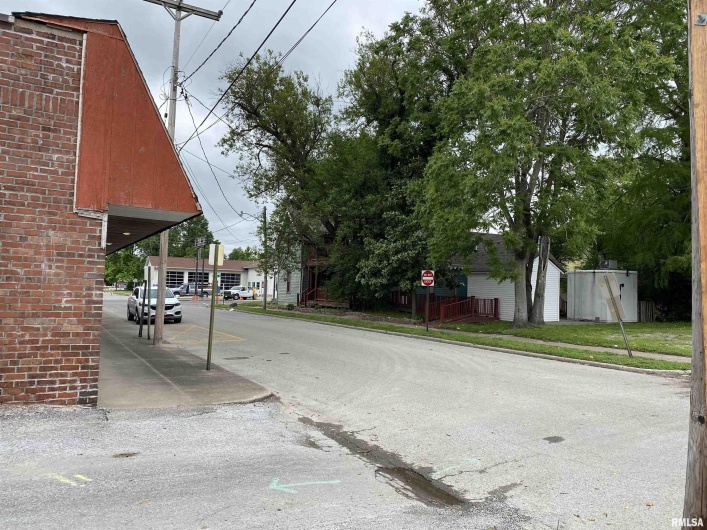101 16TH Street, Murphysboro, Illinois 62966, 0 , 0 ,0,Commercial Sale,For Sale,16TH,0,RMAEB459775