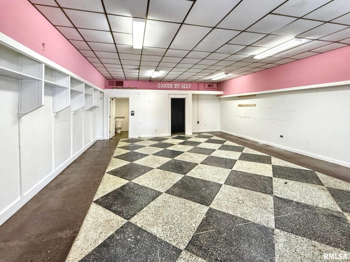 109 MONROE Street, Herrin, Illinois 62948, 0 , 0 ,0,Commercial Lease,For Sale,MONROE,0,RMAQC4267528