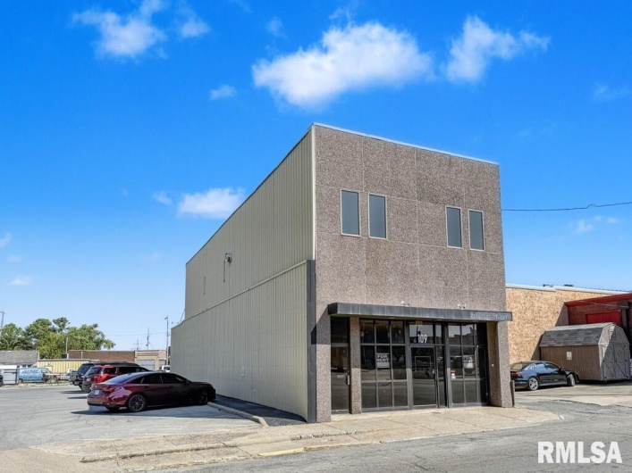 109 MONROE Street, Herrin, Illinois 62948, 0 , 0 ,0,Commercial Lease,For Sale,MONROE,0,RMAQC4267528