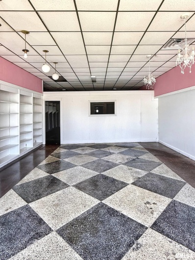 109 MONROE Street, Herrin, Illinois 62948, 0 , 0 ,0,Commercial Lease,For Sale,MONROE,0,RMAQC4267528