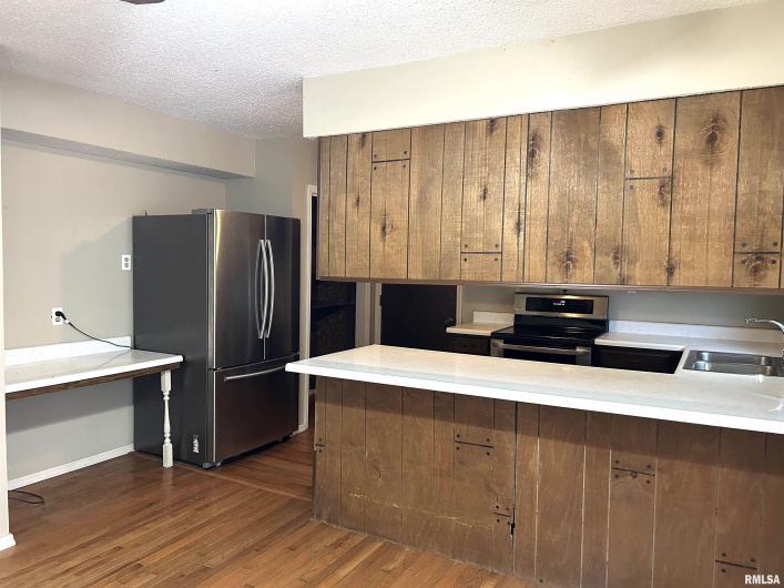 744 CARDINAL Road, Carbondale, Illinois 62901, 3 Bedrooms Bedrooms, 0 ,1 BathroomBathrooms,Residential,For Sale,CARDINAL,0,RMAEB459787