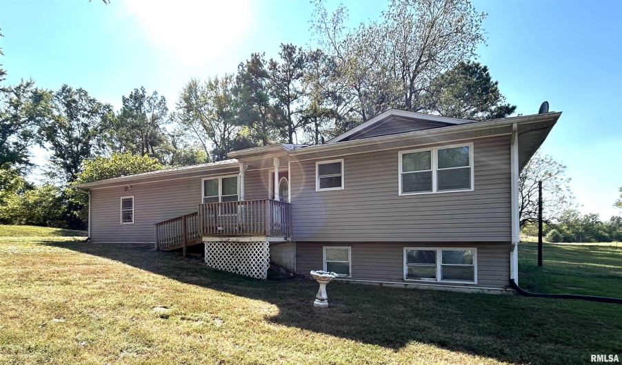744 CARDINAL Road, Carbondale, Illinois 62901, 3 Bedrooms Bedrooms, 0 ,1 BathroomBathrooms,Residential,For Sale,CARDINAL,0,RMAEB459787