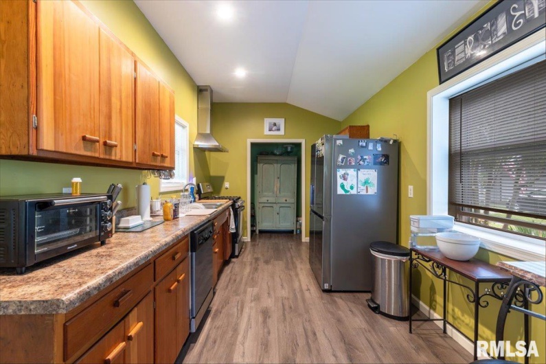2225 Eagle Point Bay Road, Goreville, Illinois 62939, 2 Bedrooms Bedrooms, 0 ,1 BathroomBathrooms,Residential,For Sale,Eagle Point Bay,0,RMAEB459788