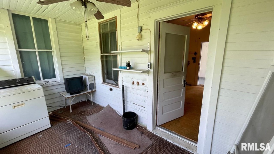 11301 Crystal Springs Road, Sparta, Illinois 62286, 3 Bedrooms Bedrooms, 0 ,1 BathroomBathrooms,Residential,For Sale,Crystal Springs,0,RMAEB459789
