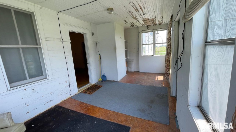 11301 Crystal Springs Road, Sparta, Illinois 62286, 3 Bedrooms Bedrooms, 0 ,1 BathroomBathrooms,Residential,For Sale,Crystal Springs,0,RMAEB459789