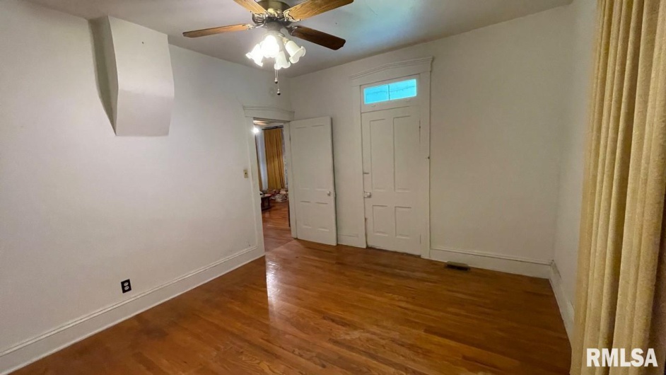 11301 Crystal Springs Road, Sparta, Illinois 62286, 3 Bedrooms Bedrooms, 0 ,1 BathroomBathrooms,Residential,For Sale,Crystal Springs,0,RMAEB459789