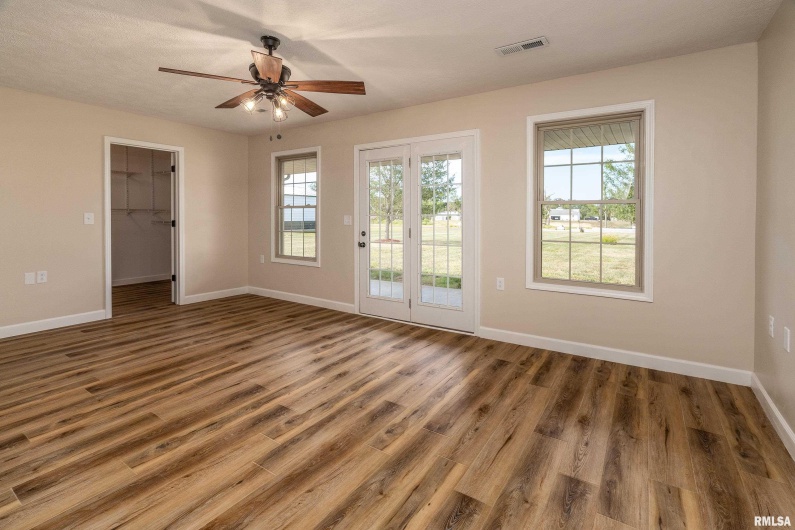 12852 Quarter Horse Road, Marion, Illinois 62959, 3 Bedrooms Bedrooms, 0 ,2 BathroomsBathrooms,Residential,For Sale,Quarter Horse,0,RMAQC4266930