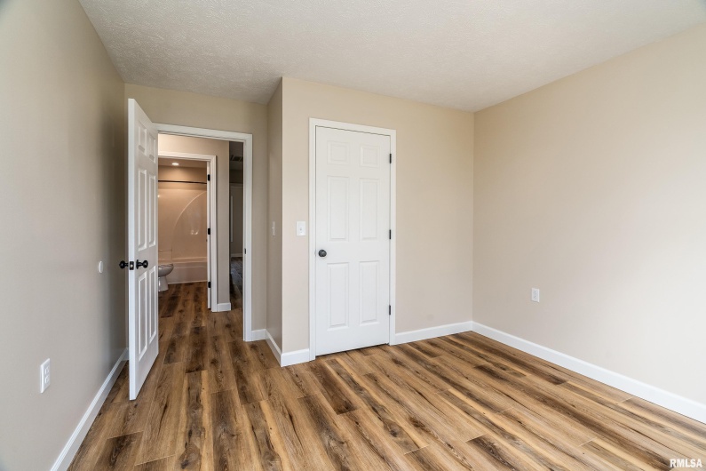 12852 Quarter Horse Road, Marion, Illinois 62959, 3 Bedrooms Bedrooms, 0 ,2 BathroomsBathrooms,Residential,For Sale,Quarter Horse,0,RMAQC4266930