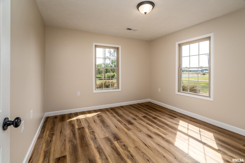 12852 Quarter Horse Road, Marion, Illinois 62959, 3 Bedrooms Bedrooms, 0 ,2 BathroomsBathrooms,Residential,For Sale,Quarter Horse,0,RMAQC4266930