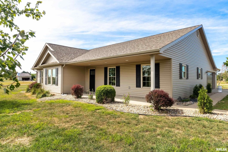 12852 Quarter Horse Road, Marion, Illinois 62959, 3 Bedrooms Bedrooms, 0 ,2 BathroomsBathrooms,Residential,For Sale,Quarter Horse,0,RMAQC4266930