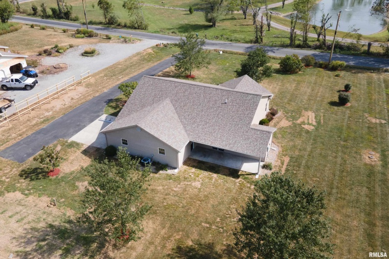 12852 Quarter Horse Road, Marion, Illinois 62959, 3 Bedrooms Bedrooms, 0 ,2 BathroomsBathrooms,Residential,For Sale,Quarter Horse,0,RMAQC4266930