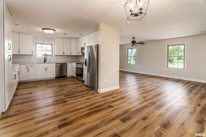 12852 Quarter Horse Road, Marion, Illinois 62959, 3 Bedrooms Bedrooms, 0 ,2 BathroomsBathrooms,Residential,For Sale,Quarter Horse,0,RMAQC4266930