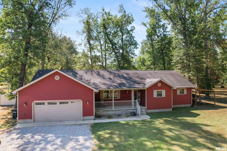 402 WILSON Street, Herrin, Illinois 62948, 4 Bedrooms Bedrooms, 0 ,2 BathroomsBathrooms,Residential,For Sale,WILSON,0,RMAEB459790