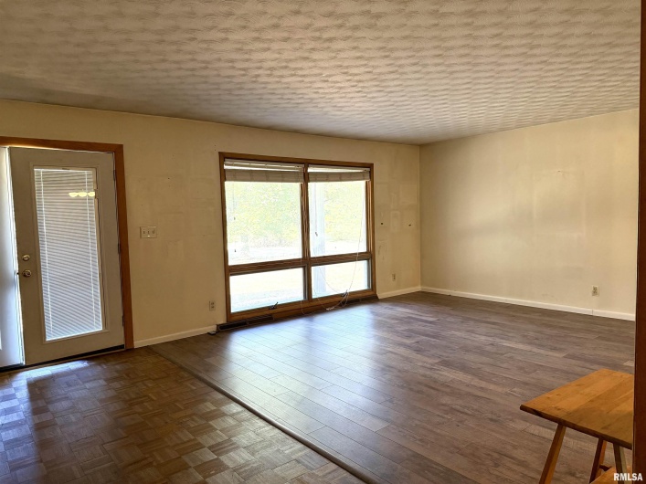 5188 MARKET Road, Marion, Illinois 62959, 3 Bedrooms Bedrooms, 0 ,1 BathroomBathrooms,Residential,For Sale,MARKET,0,RMAEB459797