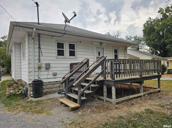 611 Meridian Street, Marion, Illinois 62959, 2 Bedrooms Bedrooms, 0 ,1 BathroomBathrooms,Residential,For Sale,Meridian,0,RMAQC4267564
