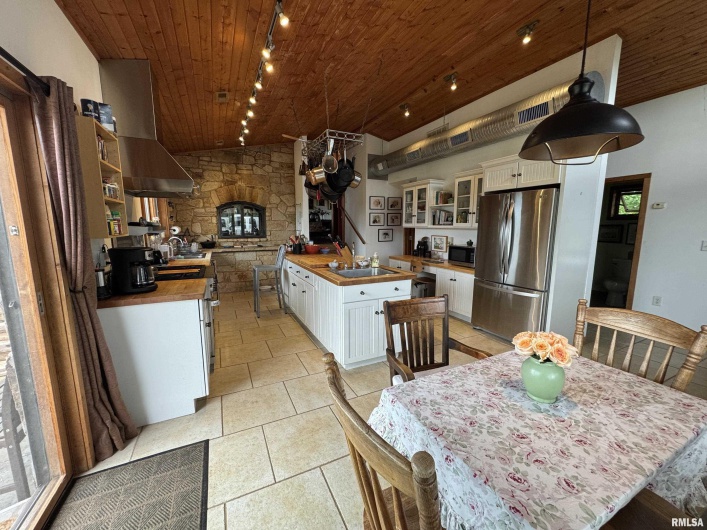 1640 Milligan Hill Road, Alto Pass, Illinois 62905, 4 Bedrooms Bedrooms, 0 ,2 BathroomsBathrooms,Residential,For Sale,Milligan Hill,0,RMAEB459807