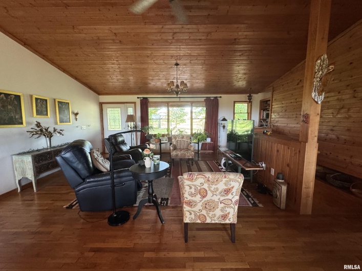 1640 Milligan Hill Road, Alto Pass, Illinois 62905, 4 Bedrooms Bedrooms, 0 ,2 BathroomsBathrooms,Residential,For Sale,Milligan Hill,0,RMAEB459807