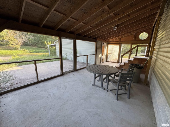 916 Paul Ice Road, Murphysboro, Illinois 62966, 2 Bedrooms Bedrooms, 0 ,2 BathroomsBathrooms,Residential,For Sale,Paul Ice,0,RMAEB459813