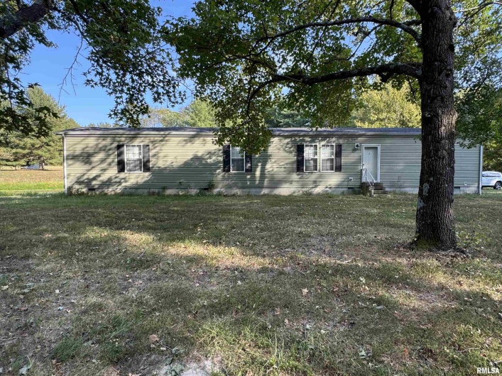 916 Paul Ice Road, Murphysboro, Illinois 62966, 2 Bedrooms Bedrooms, 0 ,2 BathroomsBathrooms,Residential,For Sale,Paul Ice,0,RMAEB459813