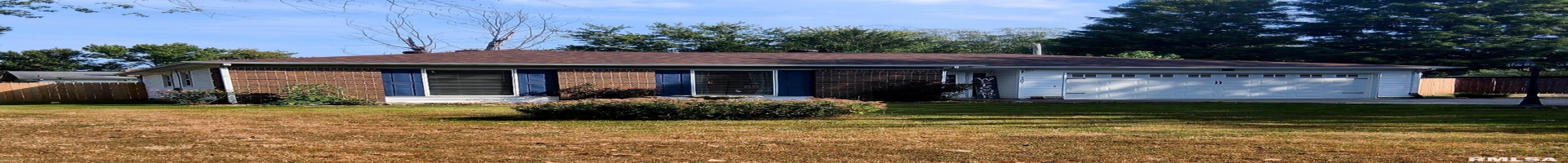 Residential For Sale 3204 HAWTHORNE Court, Marion, Illinois 62959, 4 Bedrooms Bedrooms, 0 ,2 BathroomsBathrooms,Residential,For Sale,HAWTHORNE,0,RMAQC4267588