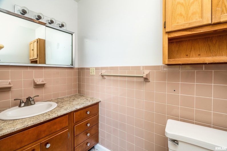 1378 Skelcher Boulevard, Makanda, Illinois 62958, 3 Bedrooms Bedrooms, 0 ,2 BathroomsBathrooms,Residential,For Sale,Skelcher,0,RMAEB459815