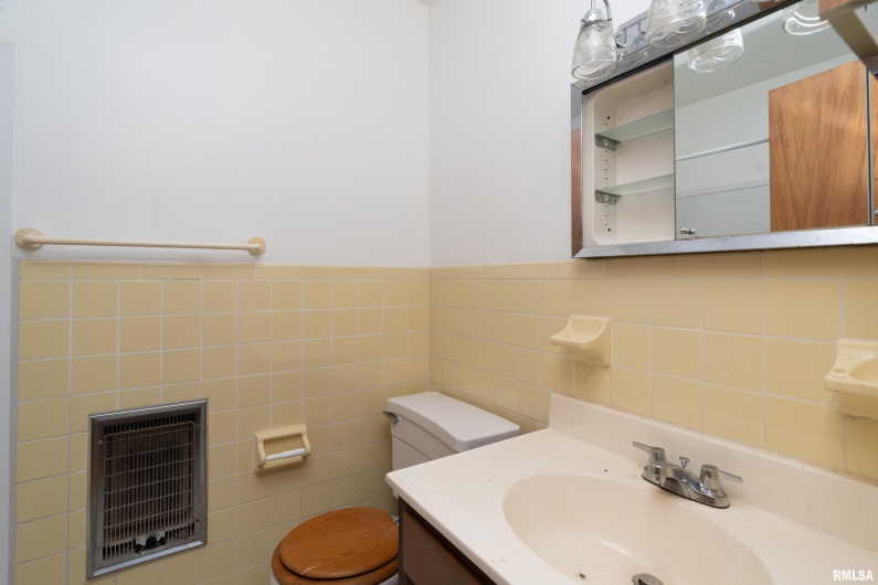 1378 Skelcher Boulevard, Makanda, Illinois 62958, 3 Bedrooms Bedrooms, 0 ,2 BathroomsBathrooms,Residential,For Sale,Skelcher,0,RMAEB459815