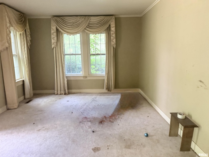 2237 ROBLEE Avenue, Murphysboro, Illinois 62966, 3 Bedrooms Bedrooms, 0 ,2 BathroomsBathrooms,Residential,For Sale,ROBLEE,0,RMAEB459816
