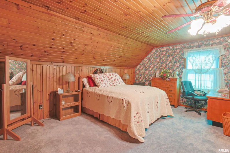 11939 Cochran Road, Marion, Illinois 62959, 4 Bedrooms Bedrooms, 0 ,3 BathroomsBathrooms,Residential,For Sale,Cochran,0,RMAEB459817