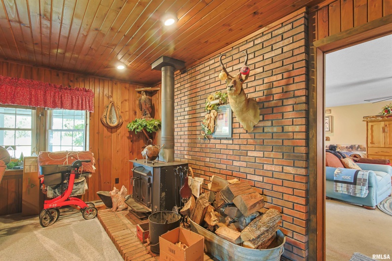 11939 Cochran Road, Marion, Illinois 62959, 4 Bedrooms Bedrooms, 0 ,3 BathroomsBathrooms,Residential,For Sale,Cochran,0,RMAEB459817