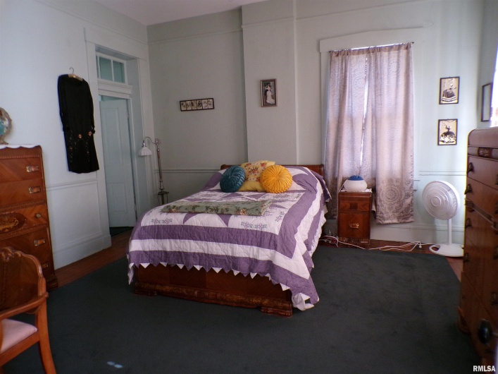 410 Saint Louis Street, Sparta, Illinois 62286, 4 Bedrooms Bedrooms, 0 ,3 BathroomsBathrooms,Residential,For Sale,Saint Louis,0,RMAEB458832